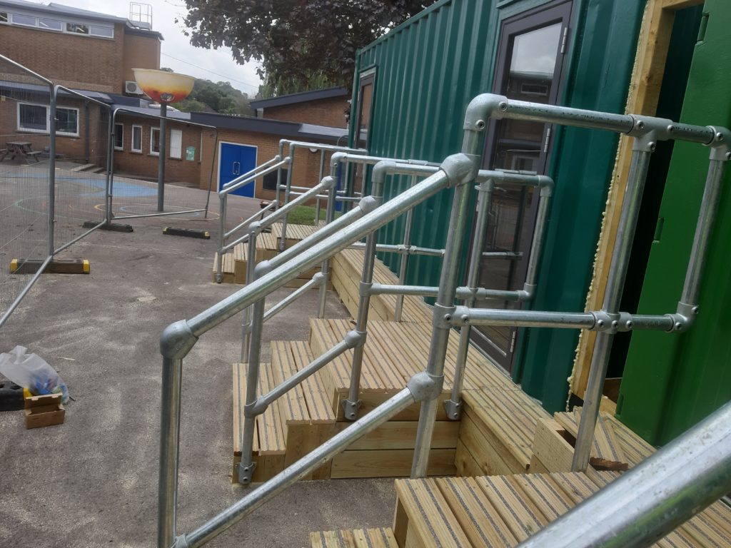 Key clamp handrail image 16 Ezi Klamp Systems